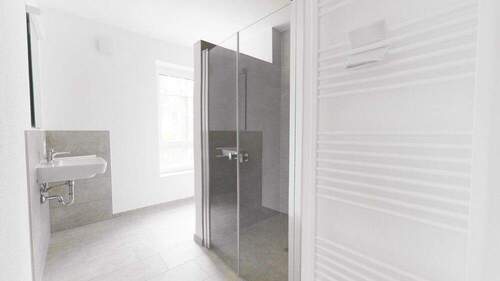 Badezimmer - Etagenwohnung mit 61,60 m² in Rastdorf zum Kaufen