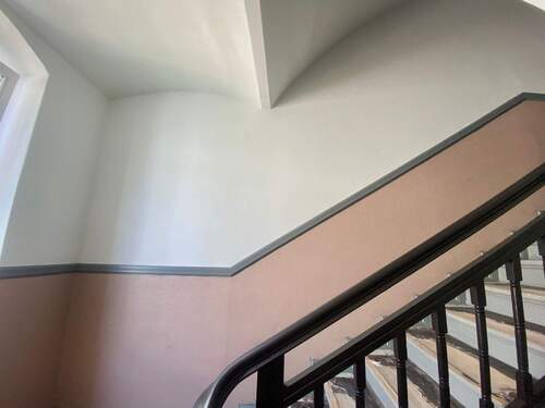 gepflegtes Treppenhaus.jpeg - 