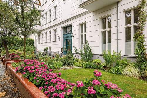 Hausansicht - Attraktive 1-Zimmer-Wohnung im beliebten Friedenau