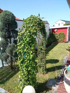 Teil vom Garten - Bungalow mit 135,00 m² in Abtsgmünd zum Kaufen