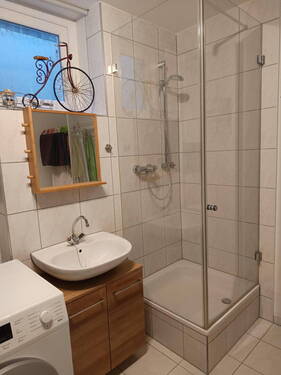 Keller Dusche / Waschbecken - 