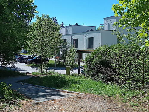 3. Haus von rechts - Modernes, schönes Reihenhaus im Bauhausstil - ohne Provision, direkt vom Eigentümer