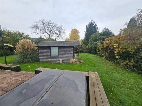 Garten inkl. Jacuzzi - 