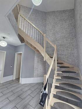 Treppe in den 1. Stock - 