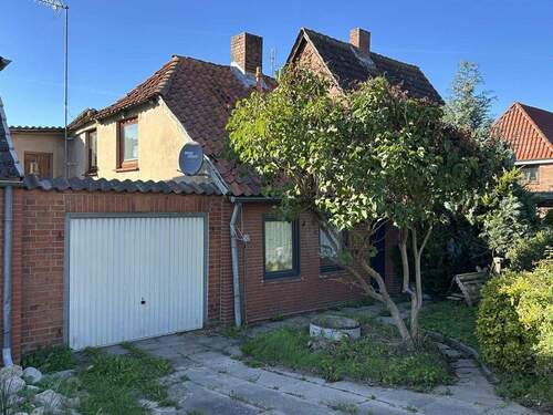 Frontansicht - Schnäppchenpreis für versierte HandwerkerKreative