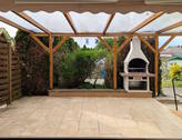 Terrasse mit Pizzaofen - 