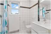 20. Gäste Duschbad EG.jpg - 