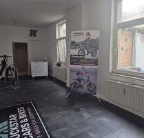 Eine renovierte Zimmer-Wohnung in Norden PROVISIONSFREI - Duisburg Neumühl