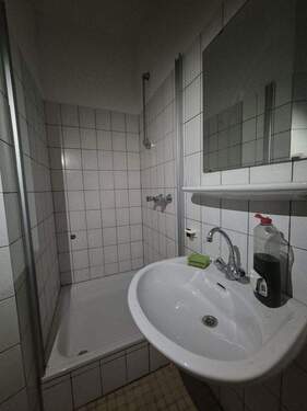 Bild 2 - 1 Zimmer Etagenwohnung zur Miete in Duisburg