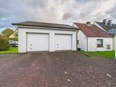 Doppelgarage - Einfamilienhaus mit 140,00 m² in Kisdorf zum Kaufen
