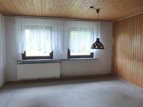 Ess- oder Arbeitszimmer - 