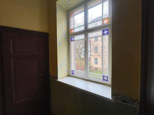 Treppenhaus - 2 Zimmer Etagenwohnung in Leipzig