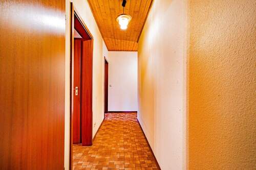 Wohnungsflur - 6 Zimmer Etagenwohnung in Ettenheim
