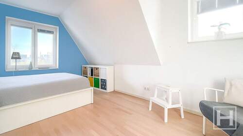Zimmer 1 im Dachgeschoss - 