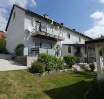 Großzügige Doppelhaushälfte mit zwei Wohneinheiten - Auerbach Degelsdorf