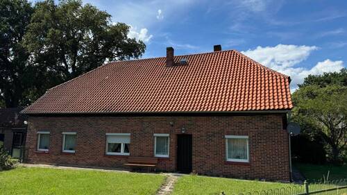 Seitenansicht - Mehrfamilienhaus, Wohnhaus mit 160,00 m&sup2; in Damnatz zum Kaufen