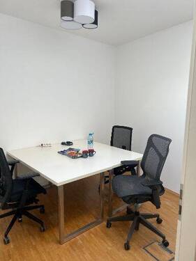 Büroraum - Büro mit 4,00 m&sup2; in Köln zur Miete
