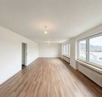 Kernsanierte 3-Zimmer-Wohnung mit Balkon - Großheubach