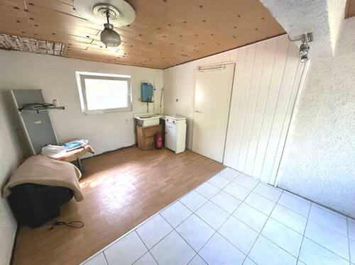 Zimmer 2 - 