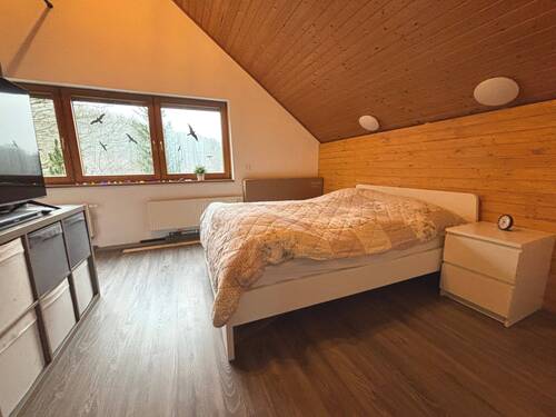 Teilansicht vom Schlafzimmer - 