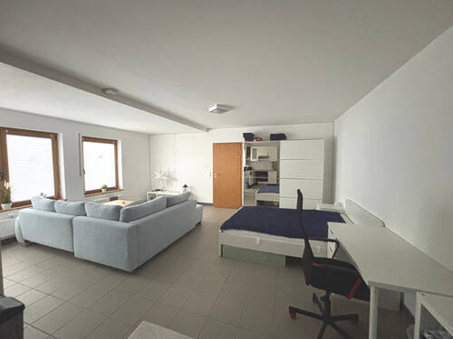 Teilansicht Wohnzimmer von der Einliegerwohnung - 