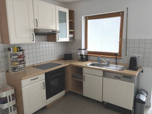 Teilansicht von der Küche in der Einliegerwohnung - 