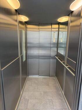 Fahrstuhl - 