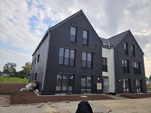 Bild 2 - 4 Zimmer Etagenwohnung zur Miete in Nordrhein-Westfalen - Lippstadt