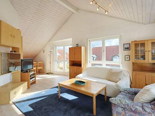 Geräumiger, heller Wohn- und Essbereich - Helle Wohlfühlwohnung mit hohen Decken und einer tollen Aufteilung