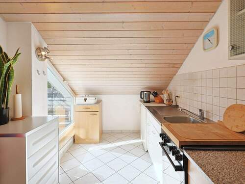 Separate, helle Küche - 4 Zimmer Etagenwohnung in Böblingen-Dagersheim