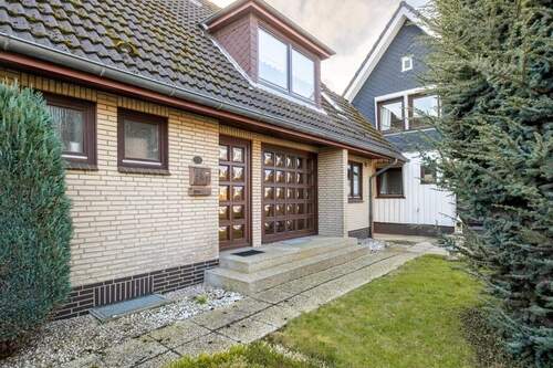 Eingangsbereich - 4 Zimmer Einfamilienhaus zum Kaufen in Lübeck