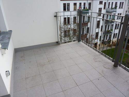 01_Balkon-Küche_6124.JPG - ab April 2026 * 6-Raum-Wohnung * 2 Balkone * Parkett * Waldstraßenviertel