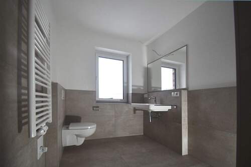 Badezimmer - Etagenwohnung mit 89,90 m&sup2; in Twistringen zur Miete