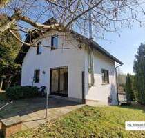 Gepflegtes Einfamilienhaus in ruhiger Ortsrandlage mit 1.474 m² großem Grundstück! - Nisterau / Bach