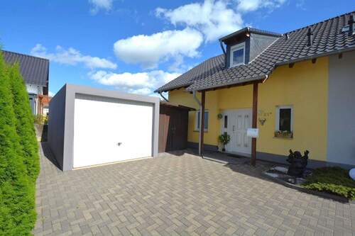 Gerolstein 1.JPG - Doppelhaushälfte, perfekt unterhaltenes Wohnhaus mit Garten in Gerolstein