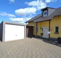 Doppelhaushälfte, perfekt unterhaltenes Wohnhaus mit Garten in Gerolstein