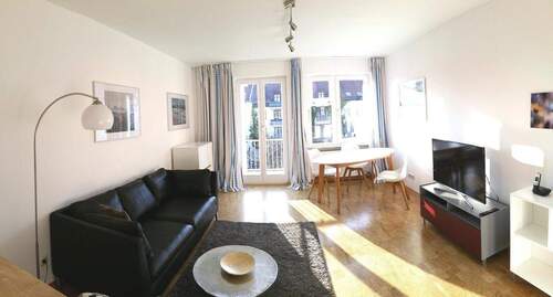 Wohnzimmer - 2 Zimmer Etagenwohnung zum Kaufen in Ottobrunn