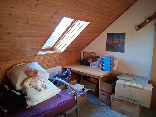 Zimmer 1 Dachgeschoss - 