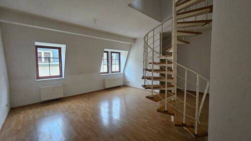 Wohnzimmer, Foto 2.jpg - Etagenwohnung mit 67,80 m&sup2; in Dresden zur Miete