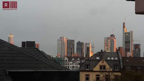 Bild 2 - Stadt nah, Main nah, Zuhause angekommen - 3-Zi Wohnung mit großer Loggia in Sachsenhausen-Süd