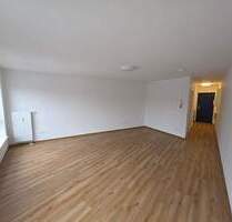 Modernes 1-Zimmer-Apartment mit Einbauküche & Tiefgaragenstellplatz – sofort bezugsfrei! - Saarbrücken St Johann