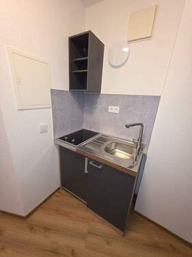 1000073525.jpg - Etagenwohnung mit 35,00 m&sup2; in Saarbrücken zur Miete