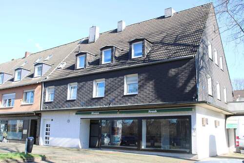 Foto 1 Schwalbenstr - 8 Zimmer Mehrfamilienhaus, Wohnhaus zum Kaufen in Marl