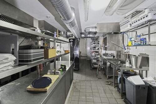 Industrieküche im Neubau - 