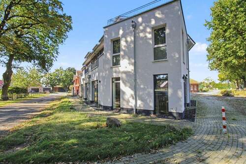 Neubau Rückansicht - 