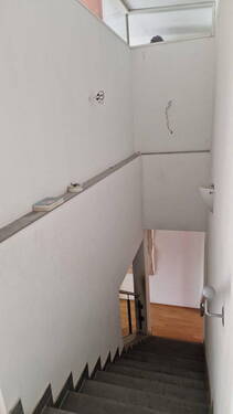 Treppe vom 1.OG zum DG - 