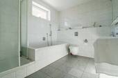 Badezimmer Ebene 1 - 