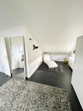 Diele - Etagenwohnung mit 78,00 m² in Kaiserslautern zur Miete