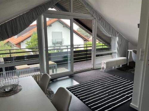 Esszimmer mit Balkon - 