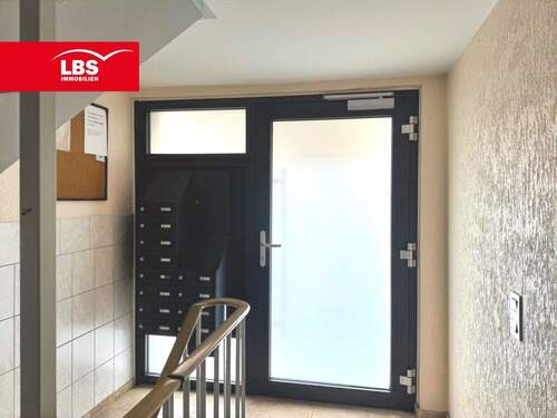 Eingangsbereich - 2 Zimmer Etagenwohnung in Oberhausen